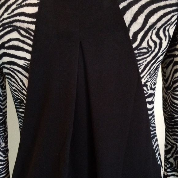 Zebra print top - Picture 3 of 7